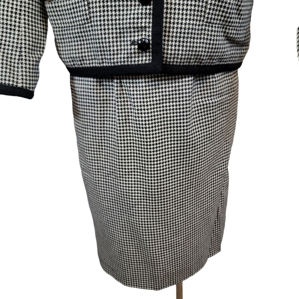 Yves Saint Laurent Suit Womans 36 Black & White Houndstooth Vintage 2 Pc. Suit - Picture 4 of 13